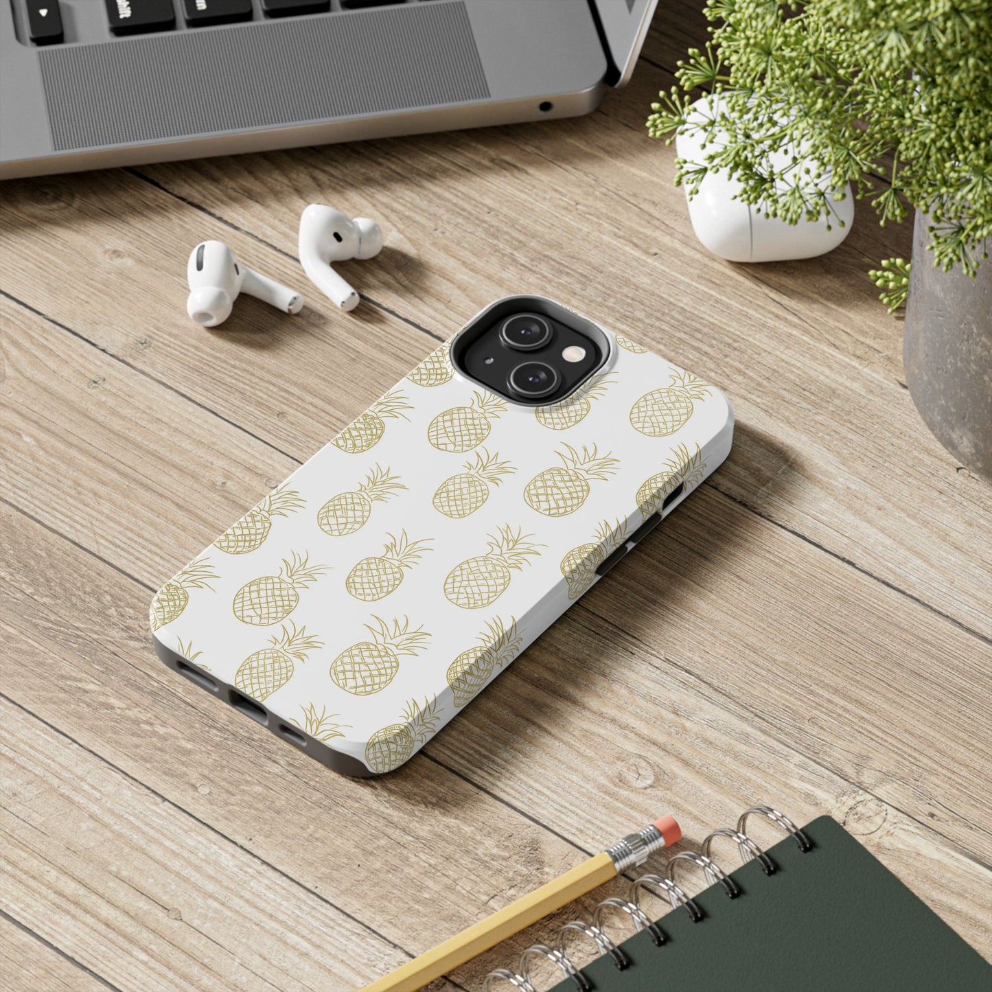 Nature Lover | Golden Pineapple