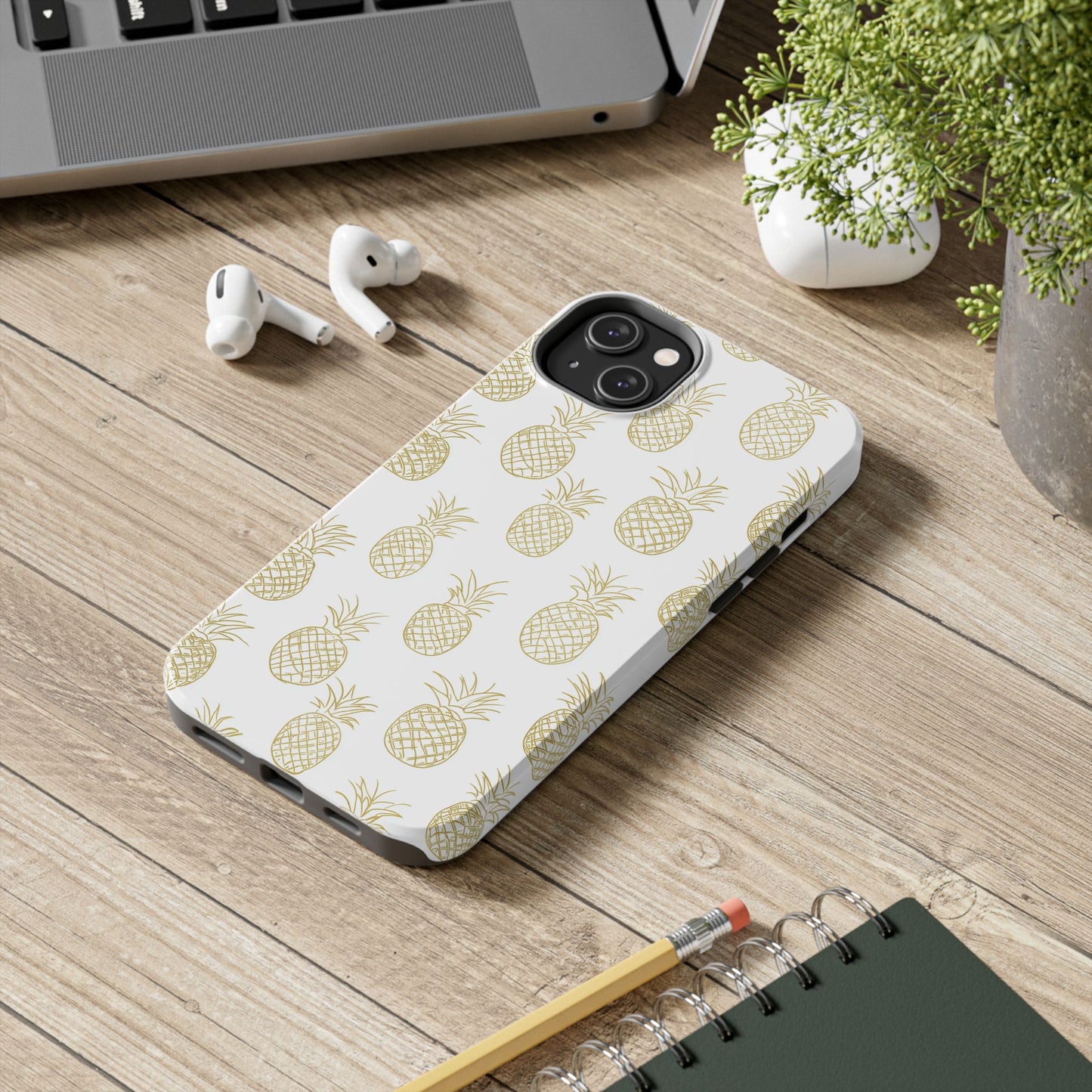 Nature Lover | Golden Pineapple